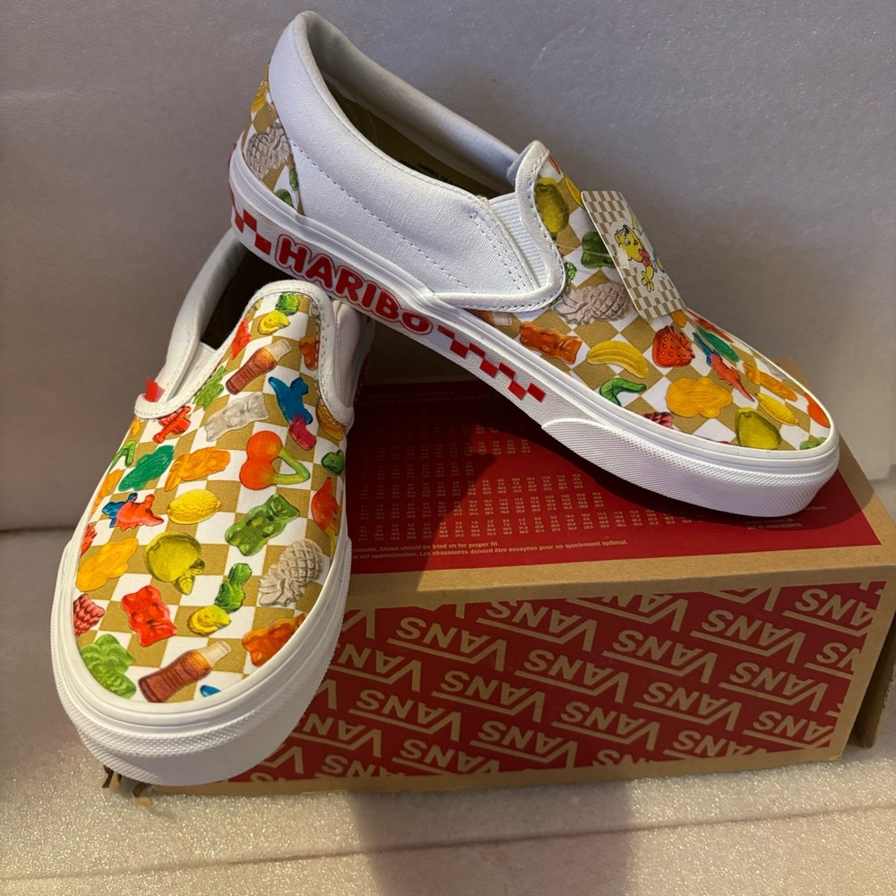 NWT Vans x Haribo Gummy Classic Slip-On Shoes White Womens Size 8 Sneaker